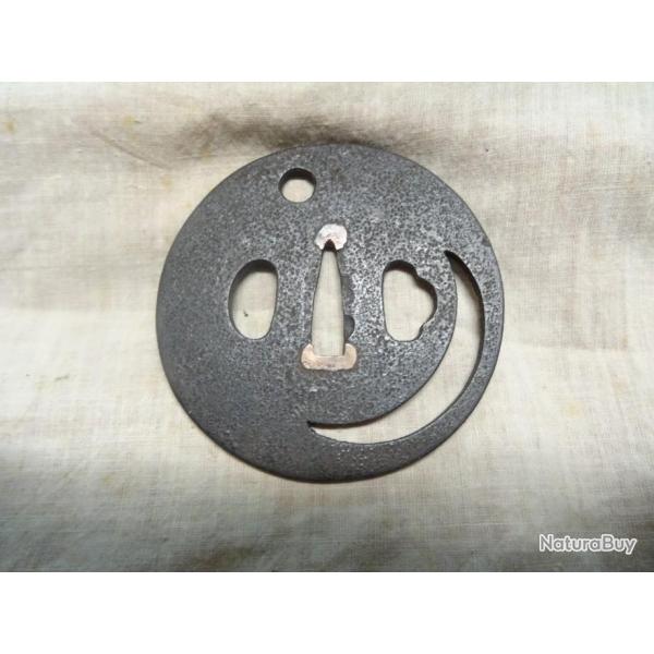 56NX lot tsuba en fer pour katana ou wakizashy (  lune et toile ) poque do