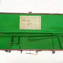 X lot ancienne et belle valise pour un fusil anglais ( vers 1900  )