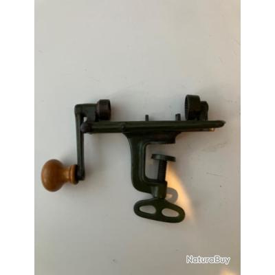 Ancien et rare sertisseur à cartouches à broche et centrale calibre 20