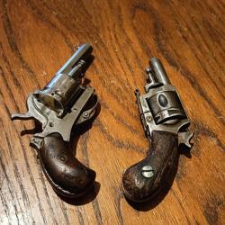 2 revolvers bulldog pour pièces