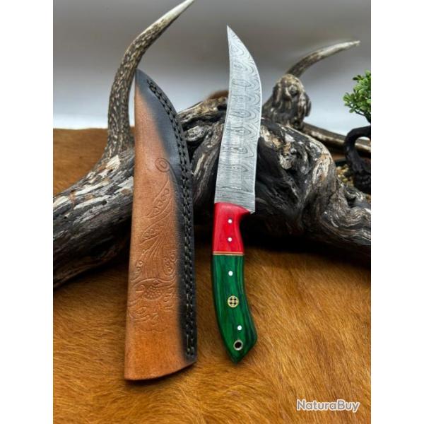 Couteau chasse lame damas 256 couches Manche en bois d'olivier color ref D108