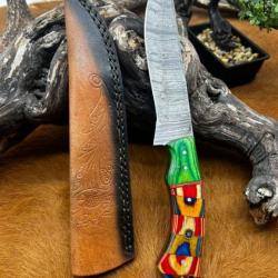 Couteau chasse lame damas 256 couches Manche en bois d'olivier coloré ref D110