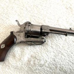 Revolver  ancien à broches 7 mm ELG