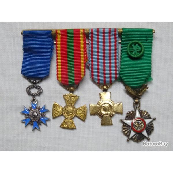 D40X  barrette de 4 petites mdailles