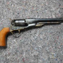 revolver poudre noire UBERTI calibre 44 modèle 1860 ARMY