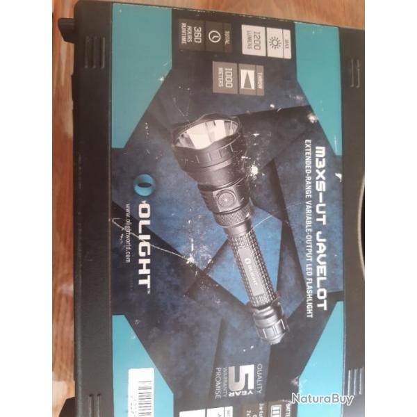 lampe torche M3XS-UT Javelot Olight 1200 lumens tat neuf