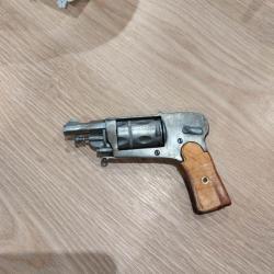 Revolver bulldog hammerless 6mm