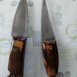 vend 2 petits couteaux original sans prix de réserve