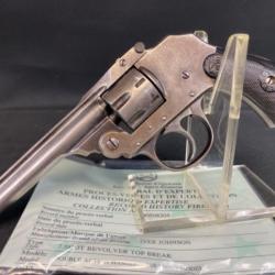 revolver hamerless iver and johnson calibre 22 lr 7 coups.  très rare