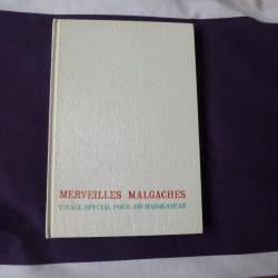 Merveilles malgaches. Papillons. Minéraux et coquillages