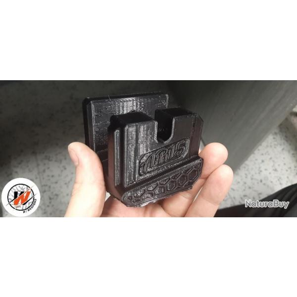 Prsentoir en ABS permettant l'accroche d'un AR15 / M4 / M16  5.56mm sur le mur - 1 unit - Print3D