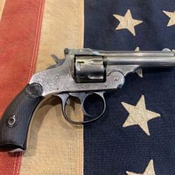 Revolver Harrington & Richardson DA calibre 22 rimfire