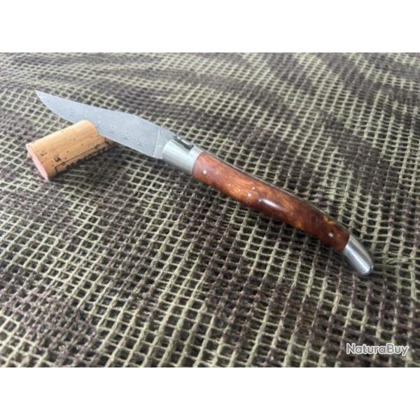Couteau LAGUIOLE MANCHE galbé LOUPE DE NOYER lame DAMAS