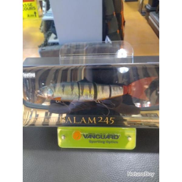 Giant bait balam 245 red fin perch 104 grs