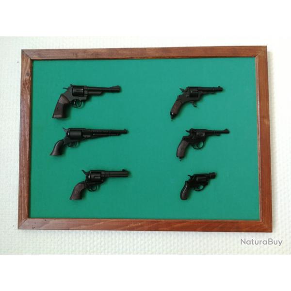 Cadre de 6 revolvers miniatures  amorce, made in Italy