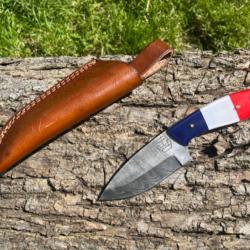 Couteau à depecer/bushcraft damas forgé LLF 20cm édition patriote enchère