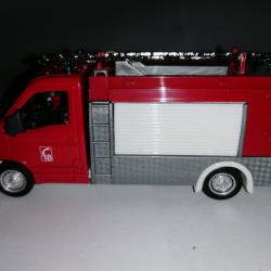 VEHICULE POMPIER PEUGEOT MASTER 1/60 SOLIDO