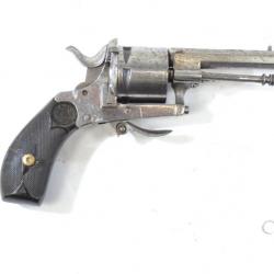 Petit revolver style velodog bulldog 320 liégeois Liège à restaurer. Plaquettes S&W ?