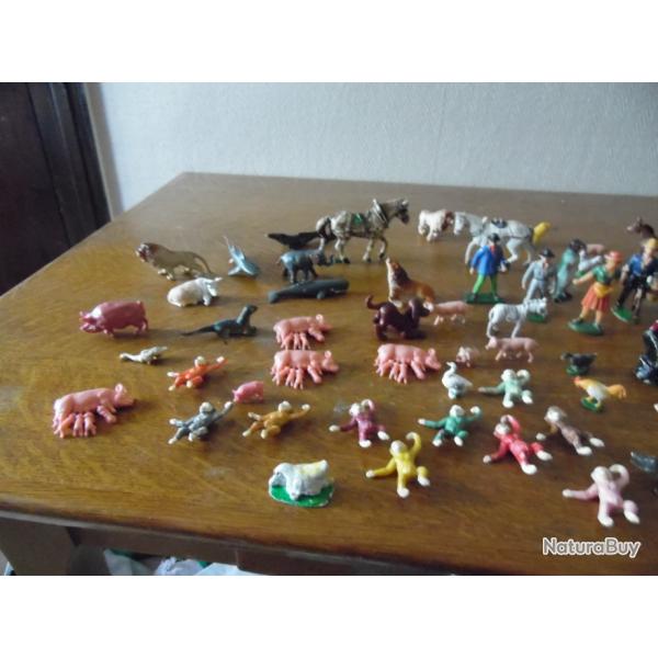 LOT DE 78 JOUET PLASTIQUE ANIMAUX . FERMIER PLUSIEUR MARQUE