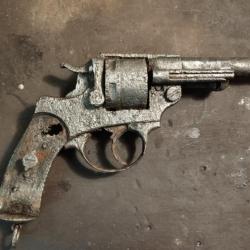 Revolver 1873 épave