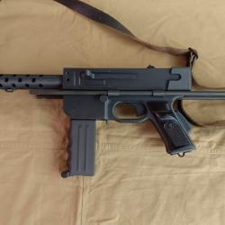 Réplique factice  MAT 49  pour militaria/ reconstitution  Indo Algérie