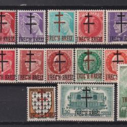 TIMBRES DE FRANCE SERIE DE 17 LIBERATION DE LA BRETAGNE 1944 NEF **