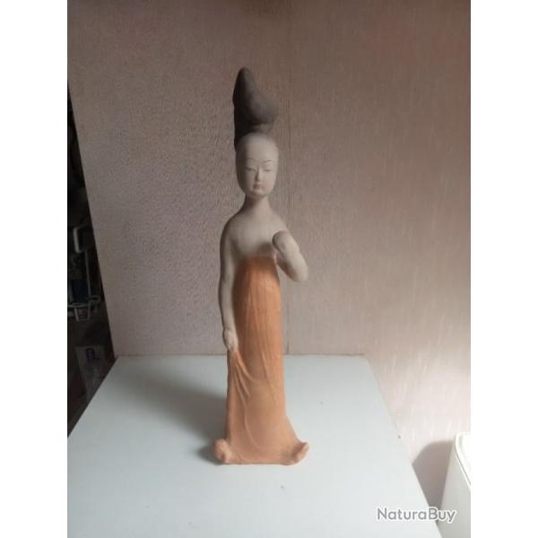 statuette ancienne en terre cuite avec certificat hauteur 36 cm