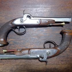 Paire de pistolets à percussion d'officier - belle fabrication liégeoise ELG vers 1840 - TBE
