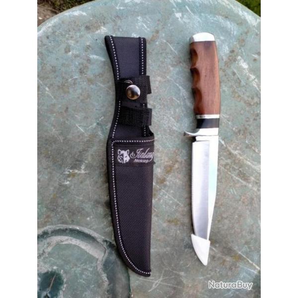 couteau de chasse manche Bois avec son etui