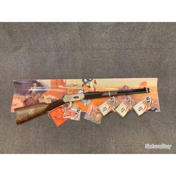 Winchester 1894 commmorative John Wayne tat neuf