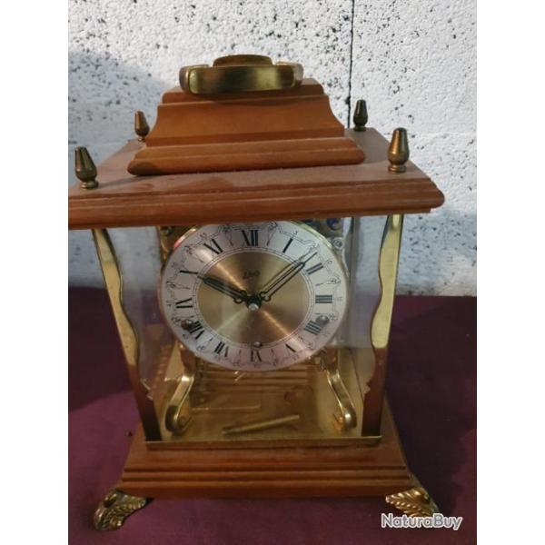 Horloge Schatz et Sohne 3 mlodies. - Bois de coeur