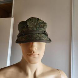 Lot  russe camouflage digital flora original taille 58 casquette et chapka officier