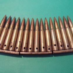 lot de 15 munitions sur clip 7,92x57 Mauser WW1 1918 , étui laiton, balle blindée , neutralisée