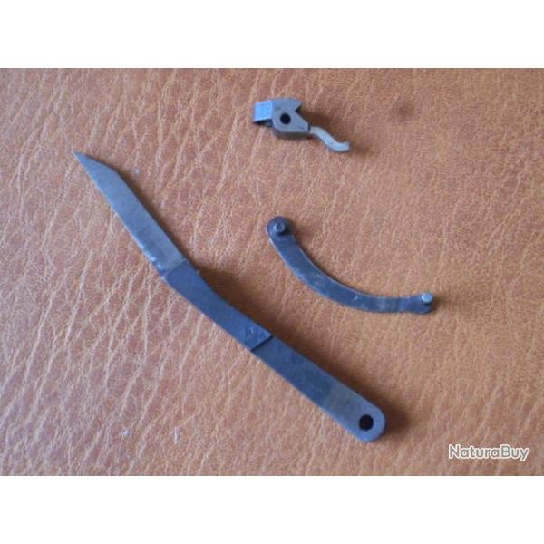 lot de pices pour revolver enfield n2 ( 3 ) .