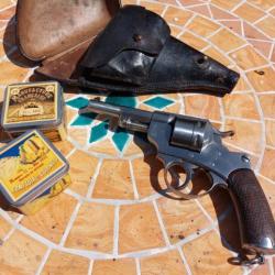 Tres bel exemplaire revolver 1873  cat D