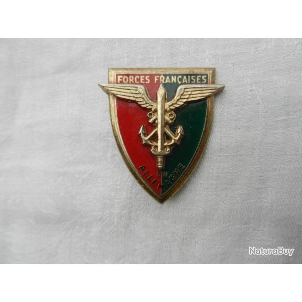 ancien insigne militaire FFA Force Franaise en Allemagne