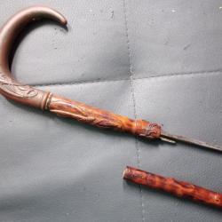 Ancienne Canne système épée pointe, bois sculpté