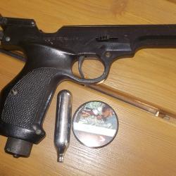 pistolet co2 monocoup czeckoslovakia cal 4,5