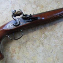 poudre noire pistolet silex cal 44 Kentucky canon long  Italie très peu tiré Pedersoli  AC 1977