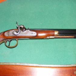 pistolet W . MOORE
