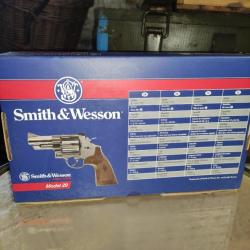 Revolver M29 Smith et Wesson umarex 4,5 et billes acier 3 pouces 3/4 joules