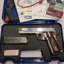 Pistolet Smith & Wesson SW1911 E Series