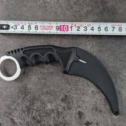 couteau karambit Asie