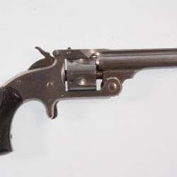 Revolver Smith et Wesson 1 1/2 calibre 32 en coffret catégorie D vente libre.