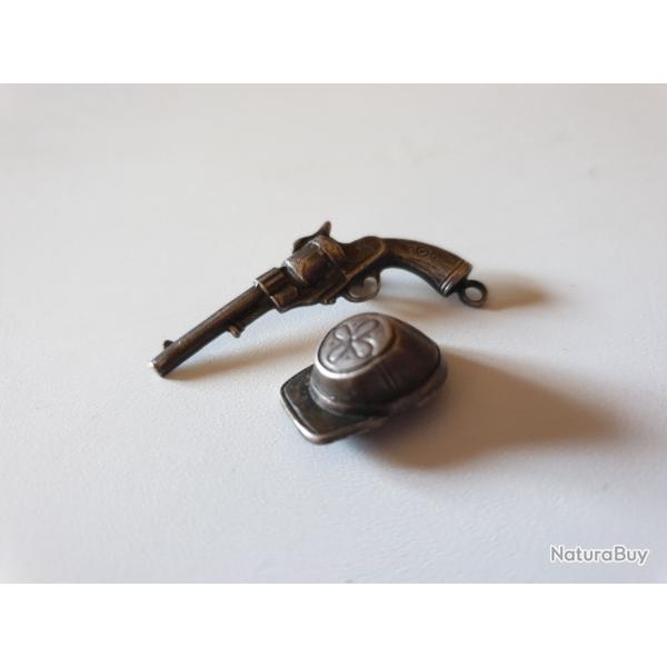 Casquette et pistolet miniature en mtal - Cavalerie US