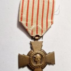 Médaille - Croix du Combattant (couleurs passées)