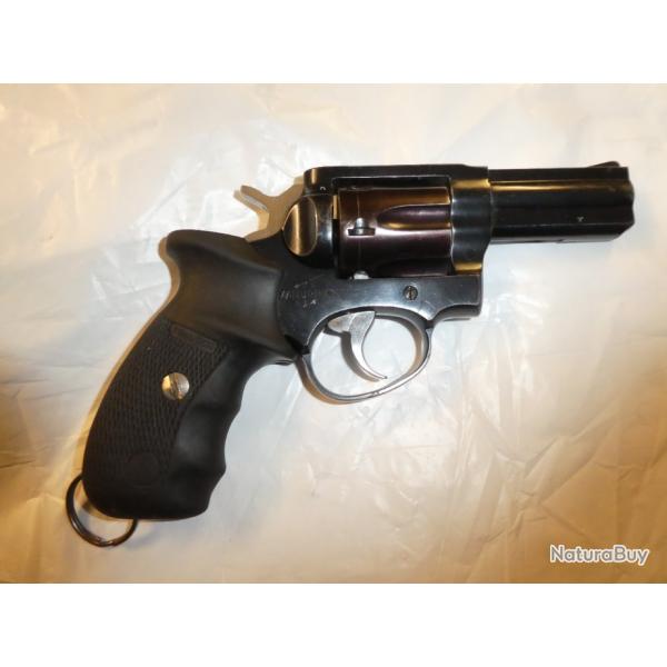 revolver MANURHIN  MR88 cal 38sp 3"