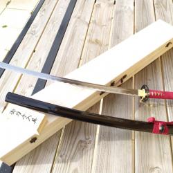 Katana rouge SoshuKitae véritable sabre forgé à la main en acier damas 512 couches  lame aiguisée