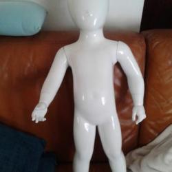 Mannequin enfant tête oeuf glossy blanc