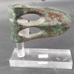 Judaica : Ancient Canaanite Bronze Axe head (C.1800 BC). Tete de Hache Israel Antique